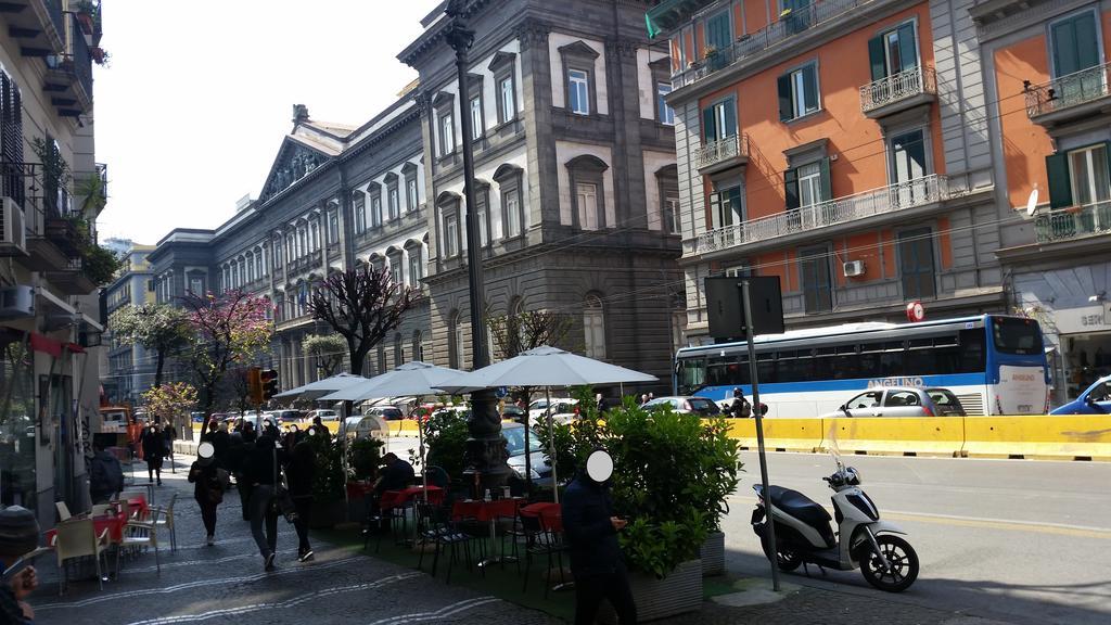 Residenza Il Castello Hotel Napoli Eksteriør billede